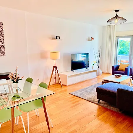 Apartmán Expo Airport Boutique *
